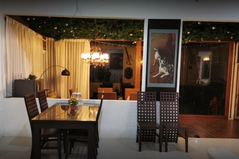 Villa Chacha At Macarena, Megamendung エクステリア 写真